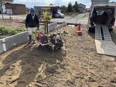 地盤調査を実施♪