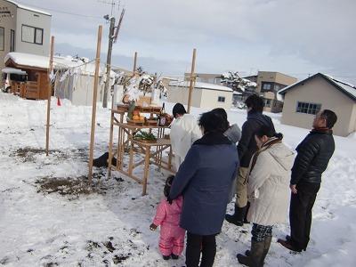 今年最初の地鎮祭！と、考えた末に悟る