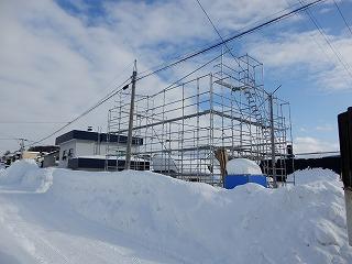 大雪ですが現場は進みます