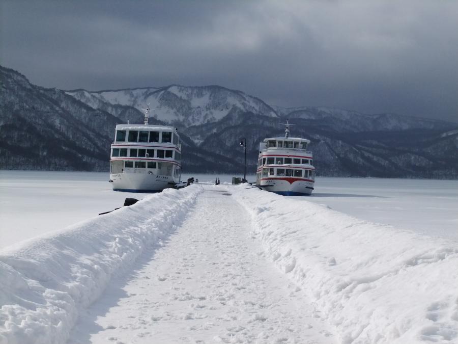 十和田湖24年ぶりに結氷！！