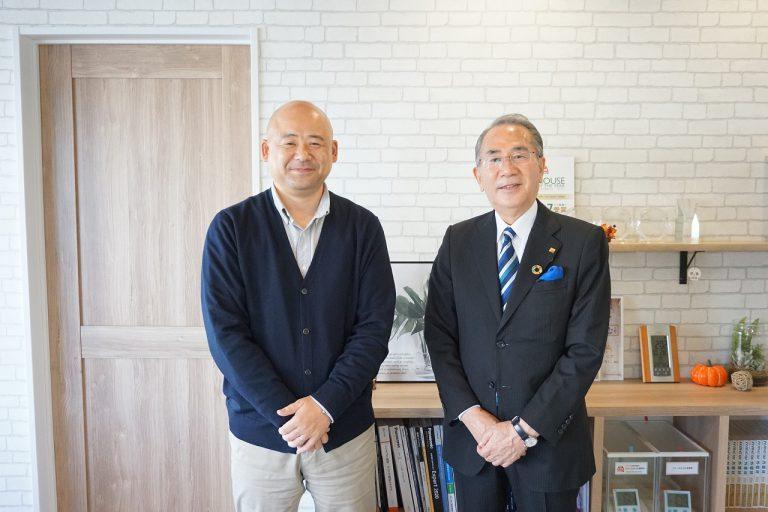 今日は「ファース工法を開発した福地建装の創業者である福地会長様がご来社して下さいました！」についてのお話です。